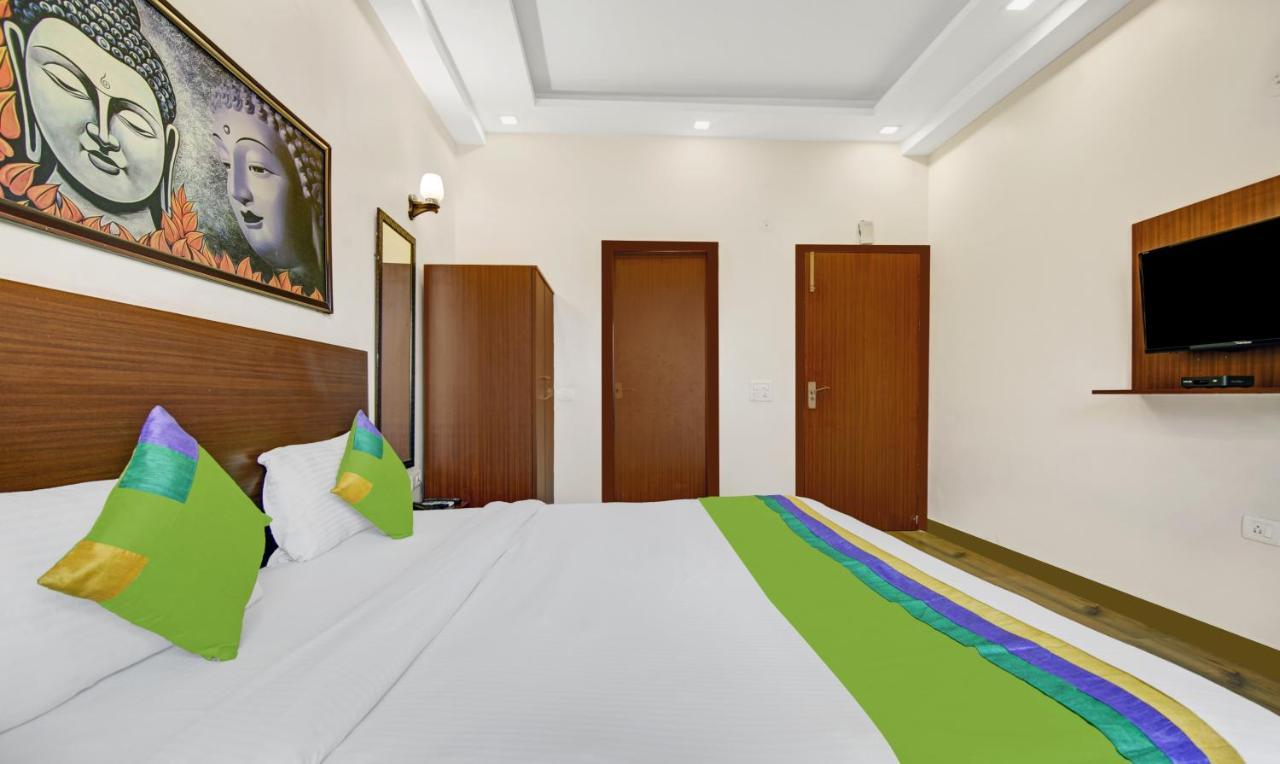 Noida Grand Churned Exterior foto